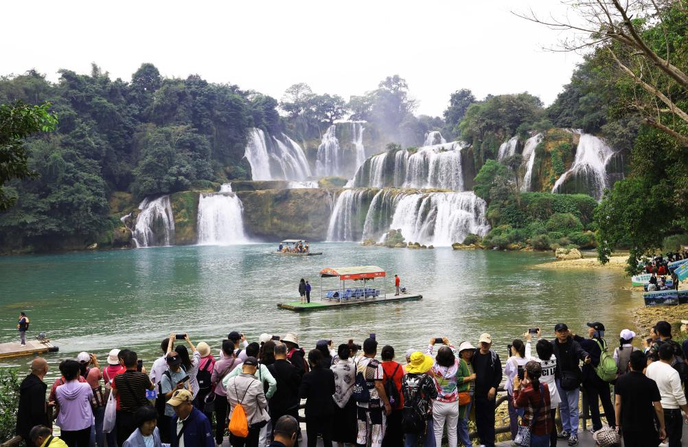 新华全媒＋丨探访中国首个跨境旅游合作区